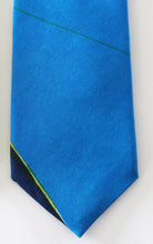 TRIANGLES design - blue sandwashed spun silk tie