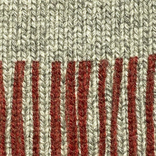 Striped rim cashmere hat.